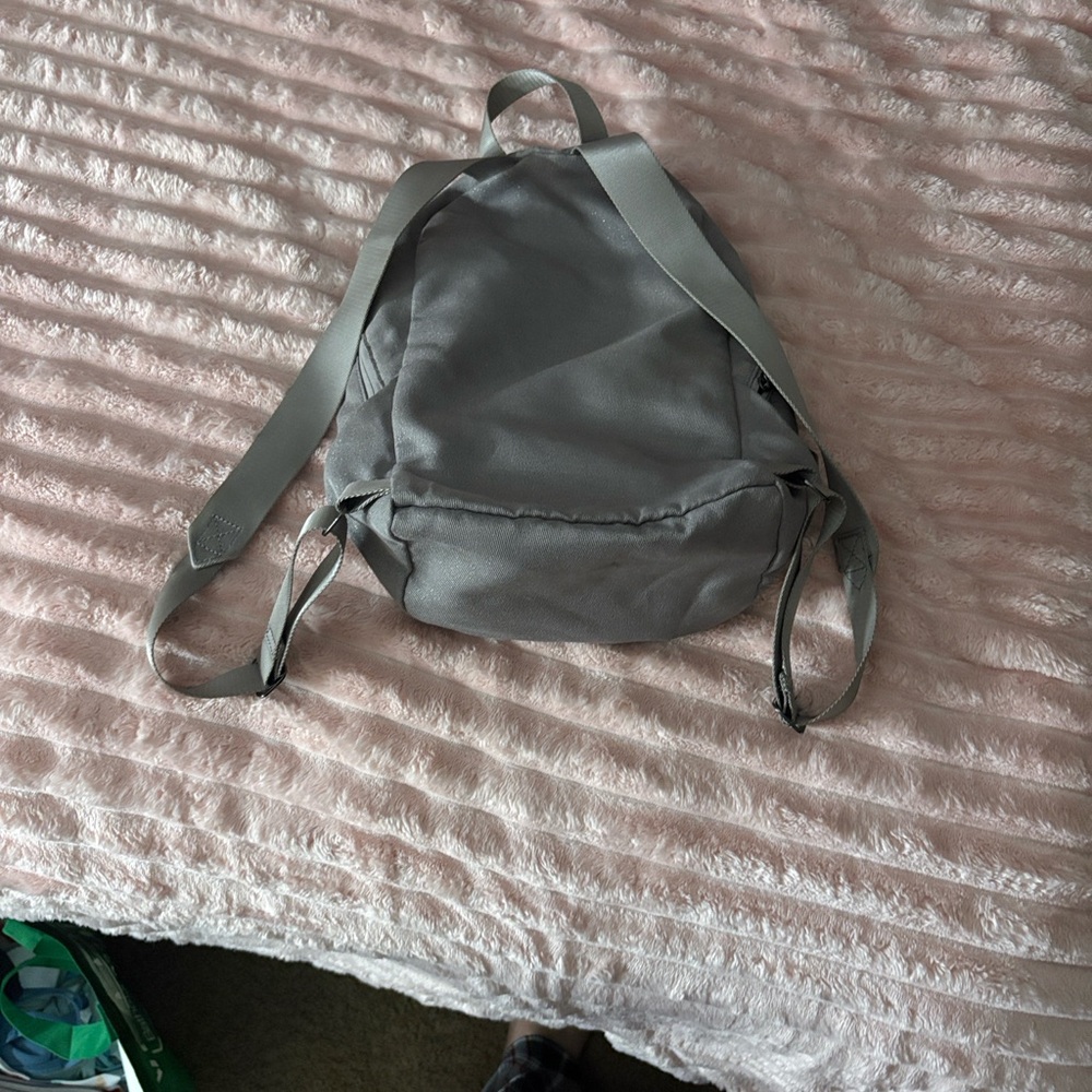 Ivivva Silver Backpack - Picture 2 of 5